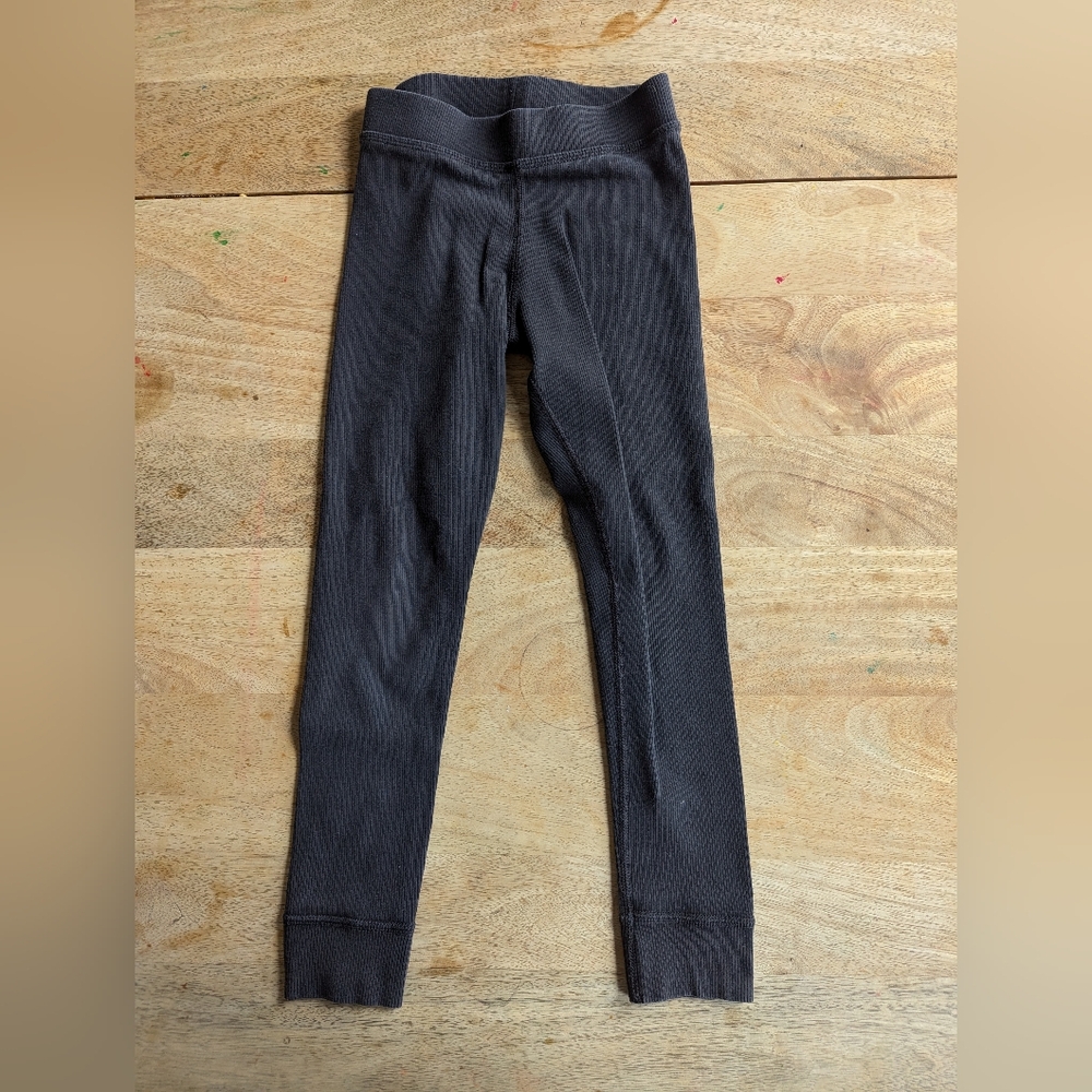 Ribbed black leggings